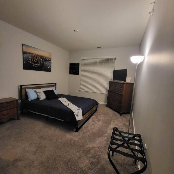 Stylish and Spacious, close to the Hospital.